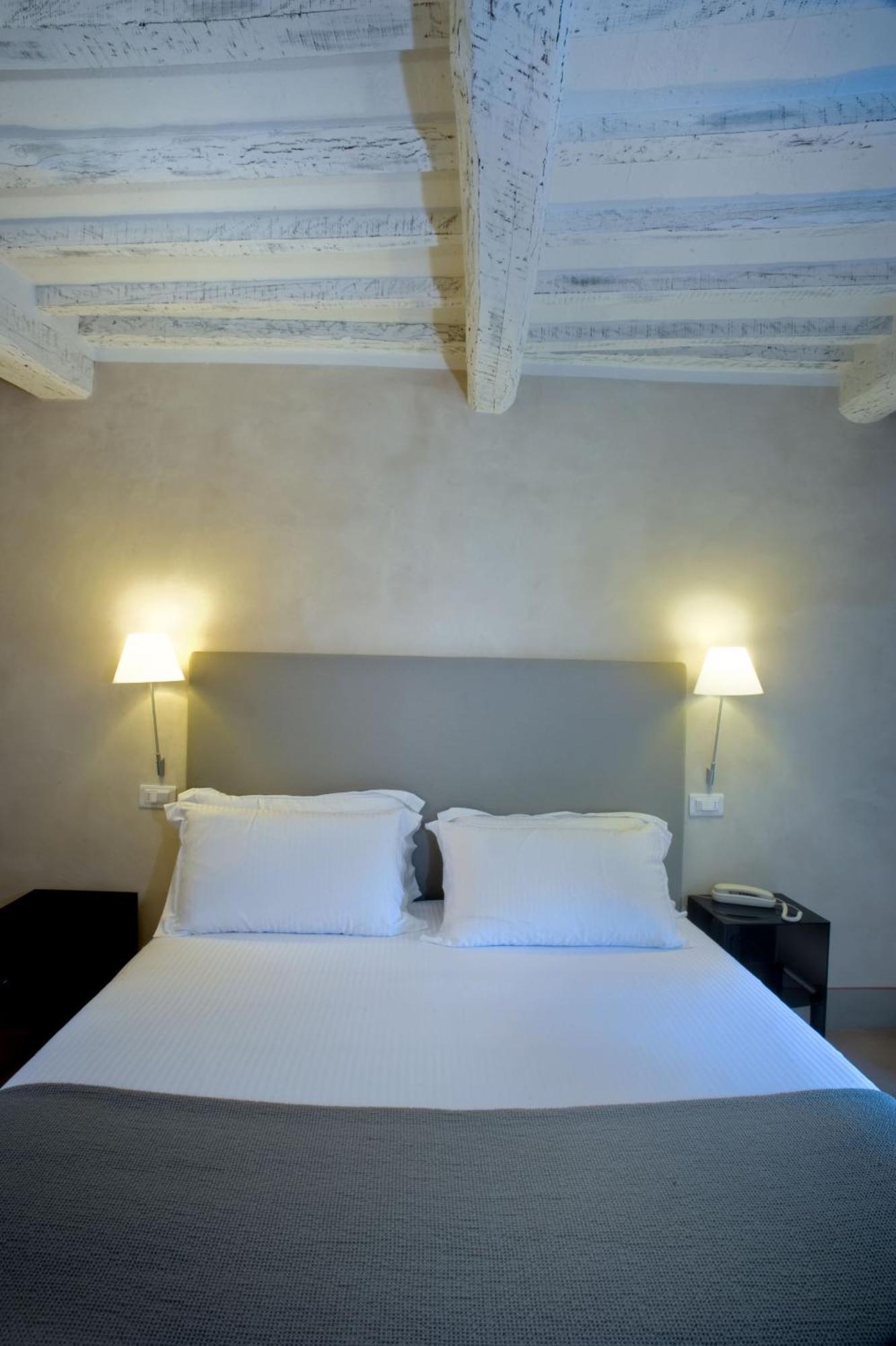Fondaco Del Moro Bed & Breakfast ชิวิเตลลาอินวัลดิเคียนา ภายนอก รูปภาพ